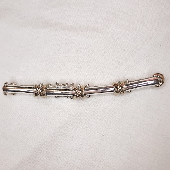 Silver Tinted Link Bracelet with X Shaped Links - Picture 2 of 4